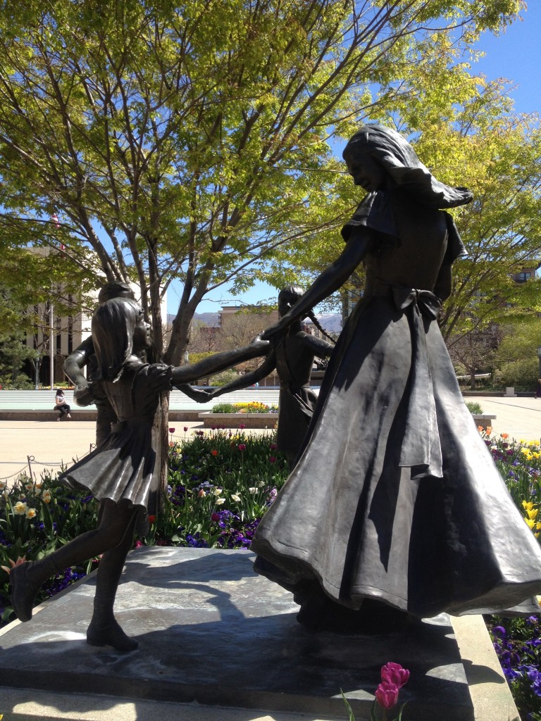 joyful moment statue